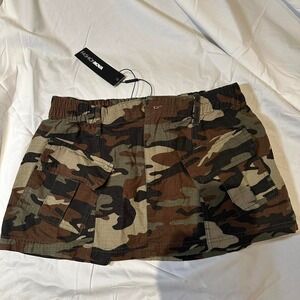 camo‎ mini skirt